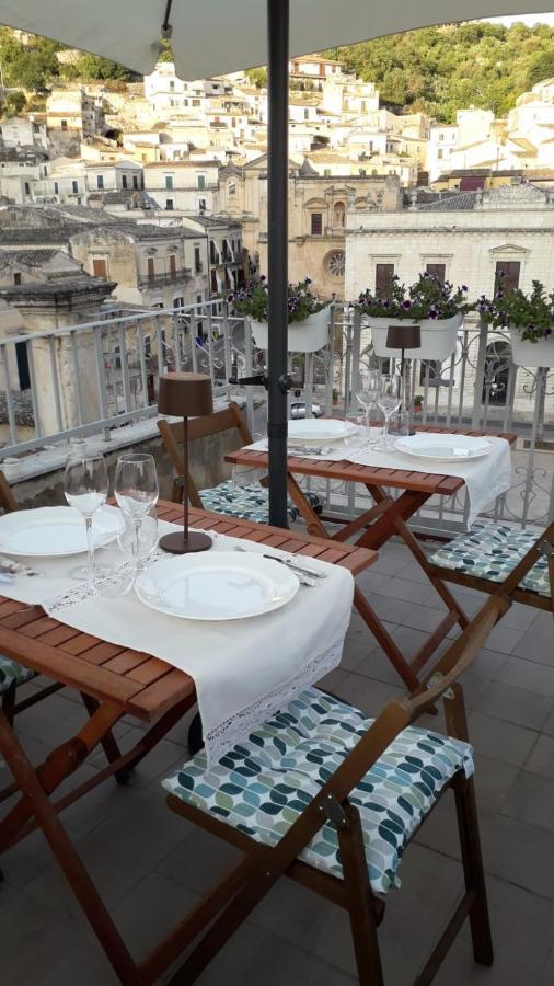 Готель Il Terrazzino Sui Tetti Модіка Екстер'єр фото